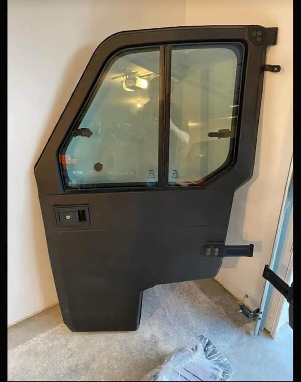 Used Polaris Ranger XP 900 Full Size Cab Doors - Image 3