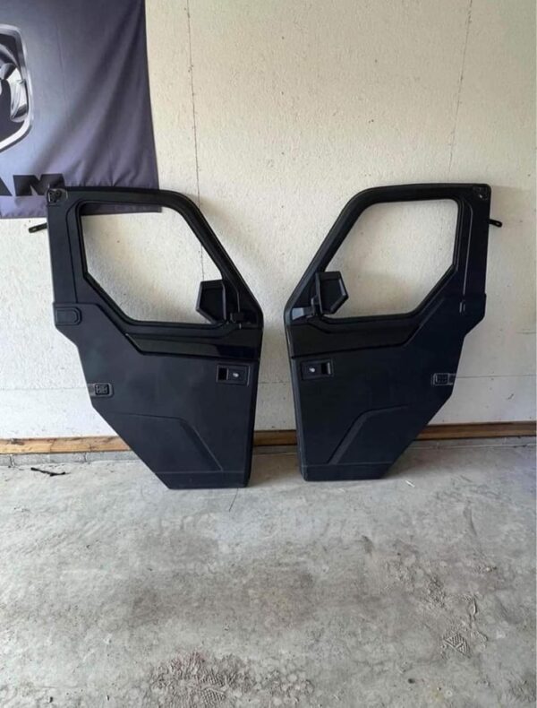 Used Full Poly Doors for 2018+ Polaris Ranger Crew 1000/XP/Premium by Fortress - Image 4