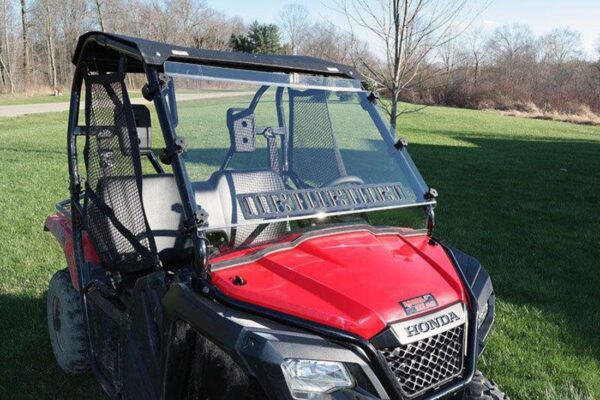 Honda Pioneer 520 Scratch Resistant Vented Windshield - Image 3