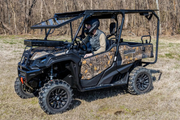 Honda Pioneer 1000 Electric Tilt Glass Windshield - Image 9