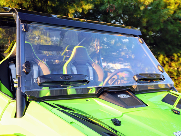 Honda Talon Venting Windshield Featuring Tool-less Rapid Release - Image 2